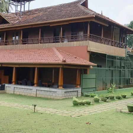 Kuttichira Heritage Home Alappuzha Exteriör bild