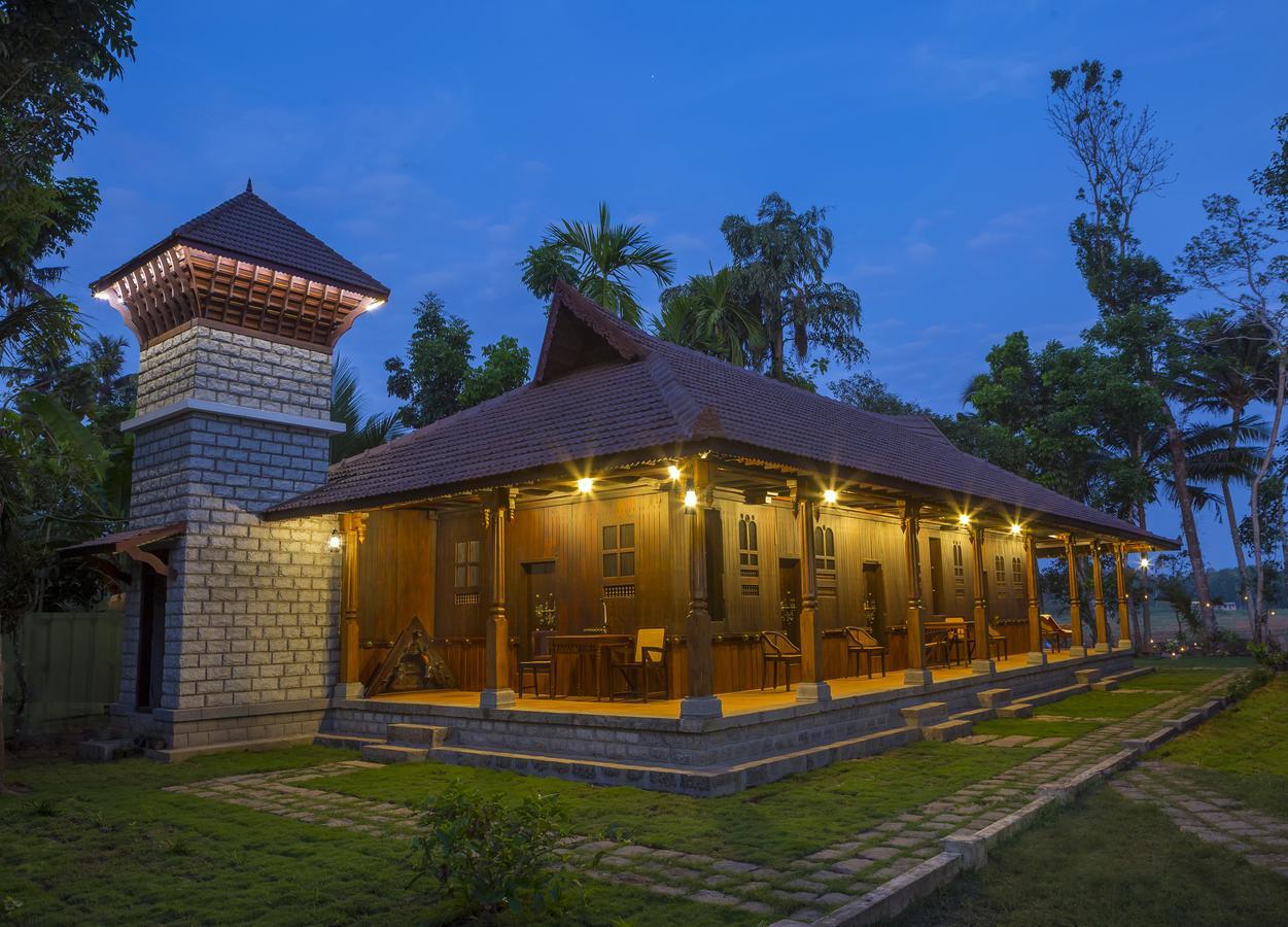 Kuttichira Heritage Home Alappuzha Exteriör bild